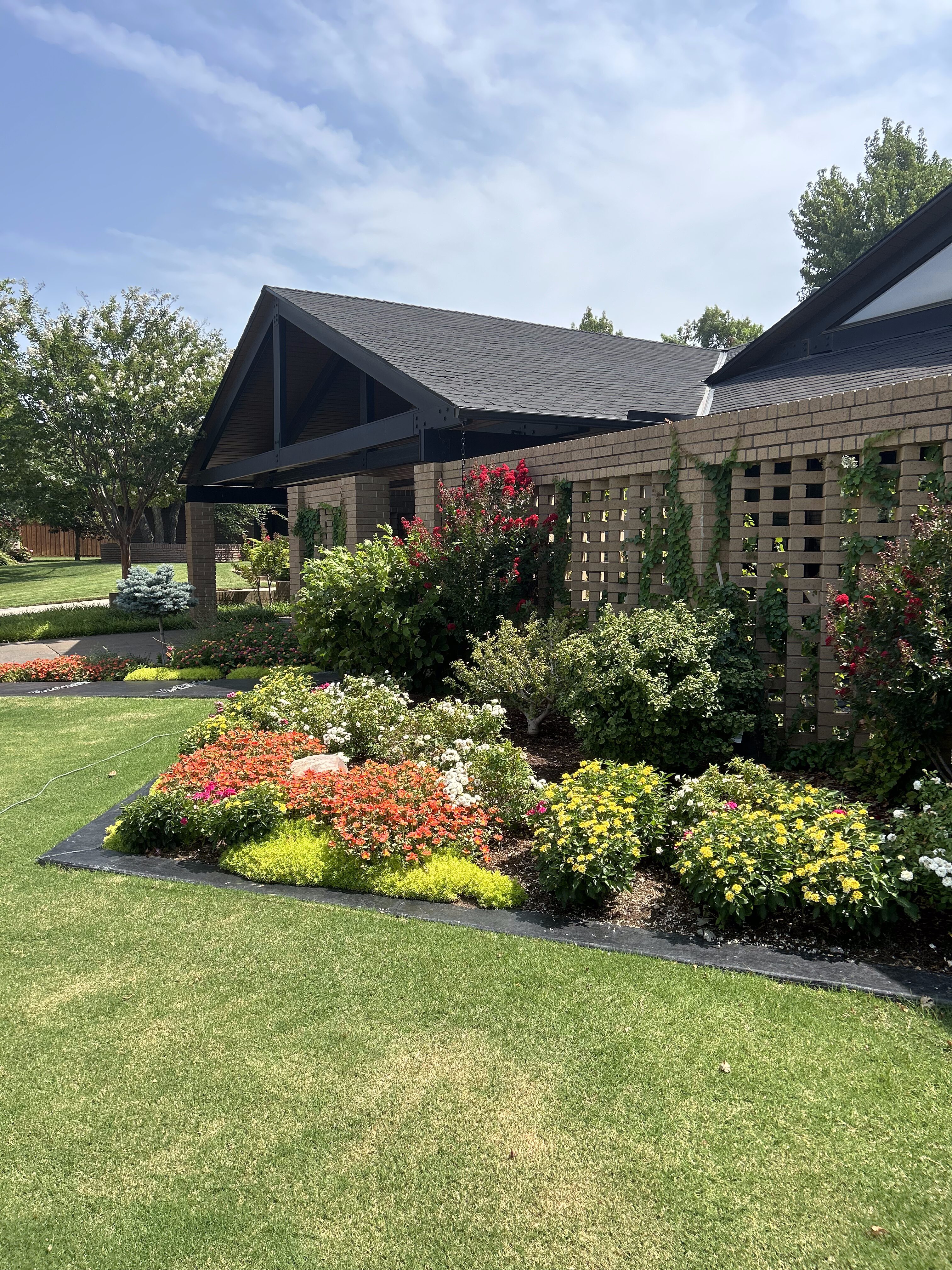 Oklahoma City landscape edging and plants