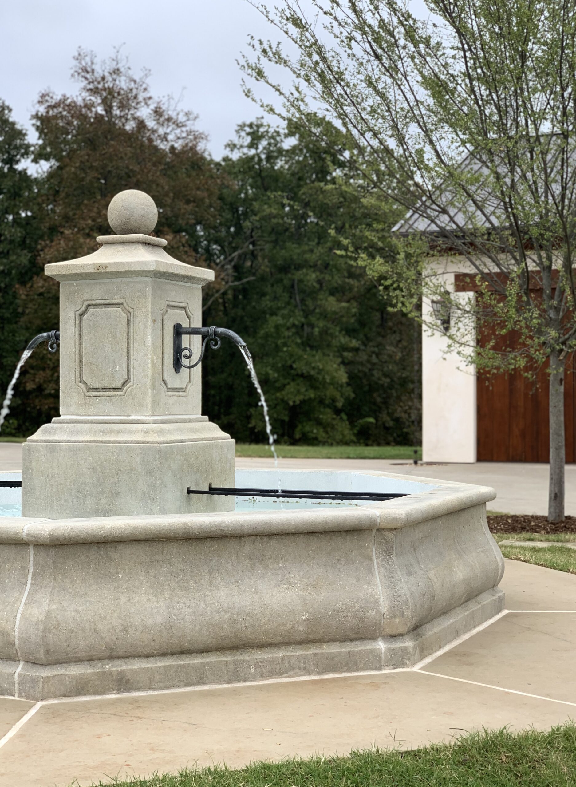 Landscaping fountain